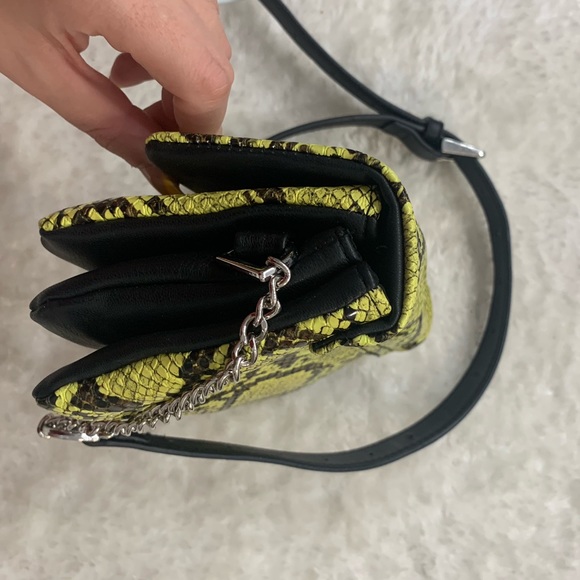 SNAKE PRINT MINI TOP SHOP BAG - Picture 3 of 8